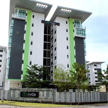 Tribeca Suites Kuching Eksteriør bilde