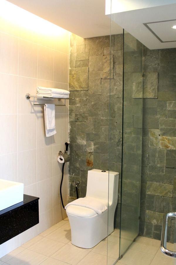 Tribeca Suites Kuching Eksteriør bilde