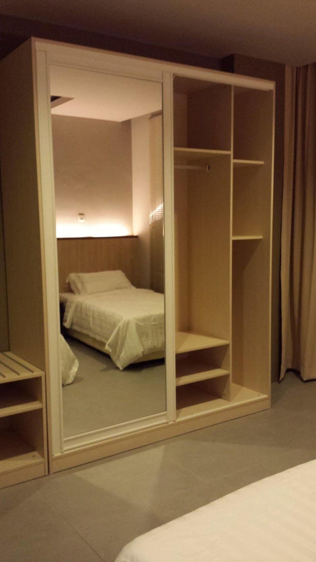 Tribeca Suites Kuching Eksteriør bilde