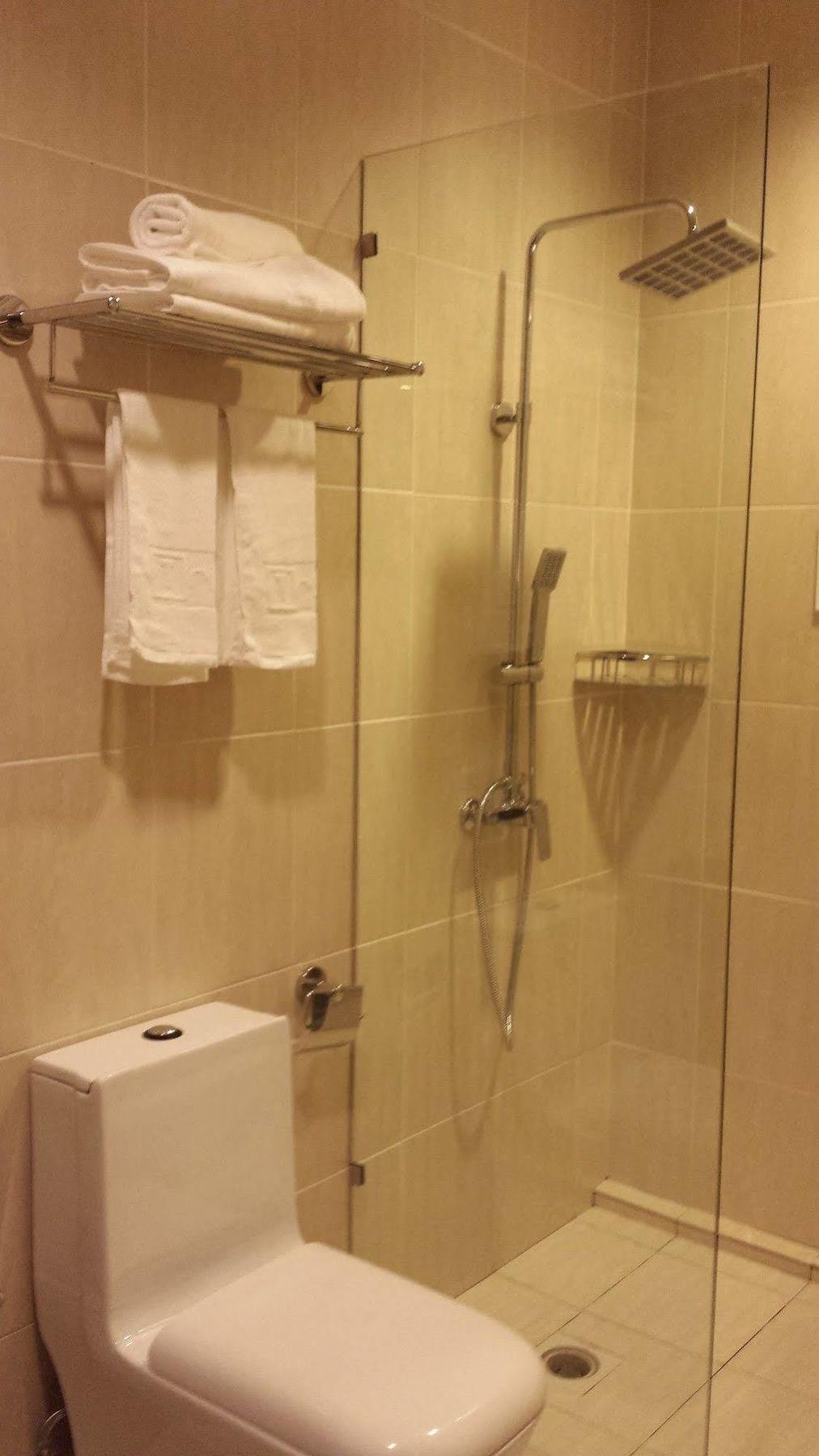 Tribeca Suites Kuching Eksteriør bilde
